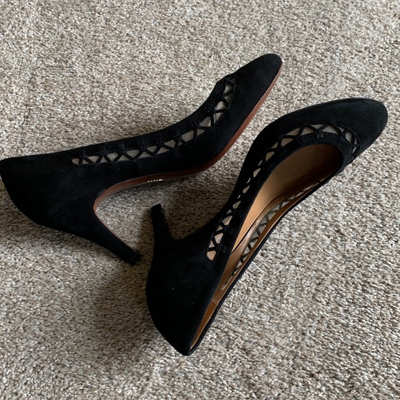 Elie Tahari Shoes.  Black. Size 9.   Velvet with a mesh detail - Picture 6 of 11